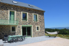 Hotels in Alleuze